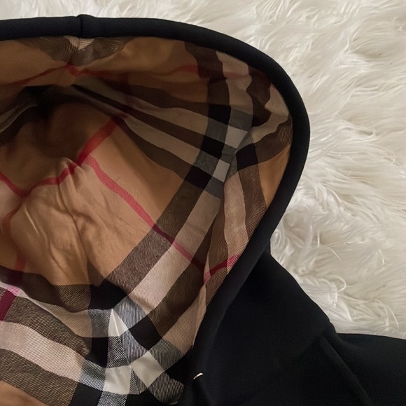 Authentic Burberry zip up, black - Picture 4 of 4